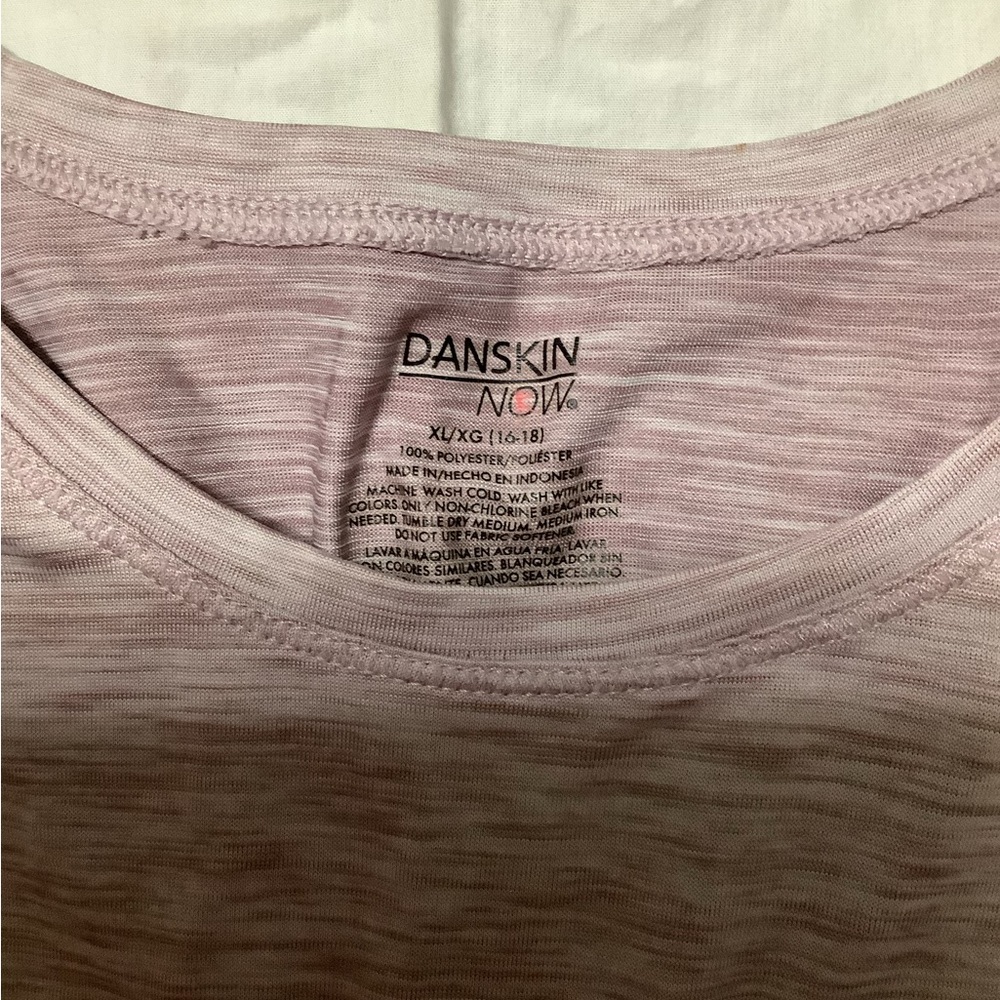 Women's athletic tank top Bundle of 5-XL shirts - Black, Pink, Green, Gray - Picture 8 of 11